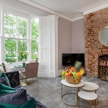 Bootham Luxury With Free Parking