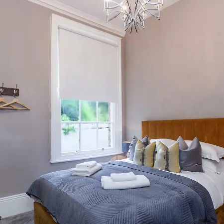 Apartman Bootham Luxury With Free Parking *